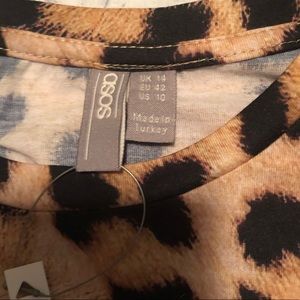 ASOS Tops - Printed Beach Crop Top- Sz 10 NWT ASOS Tops - Printed Beach Crop Top- Sz 10 NWT